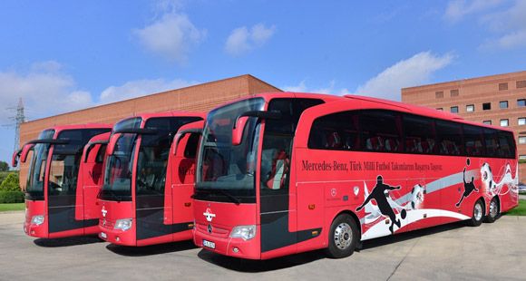 Mercedes-Benz Türkiye Futbol Federasyonu Otobüslerini Yeniledi