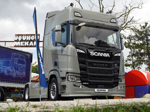 Elektrikli Scania 40R 8 Ülkede 3 Bin 300 Kilometre Yol Kat Etti