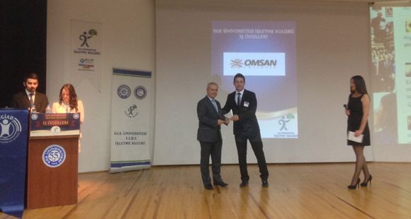 Ege Üniversitesi İşletme Kulübü’nden Omsan’a Ödül