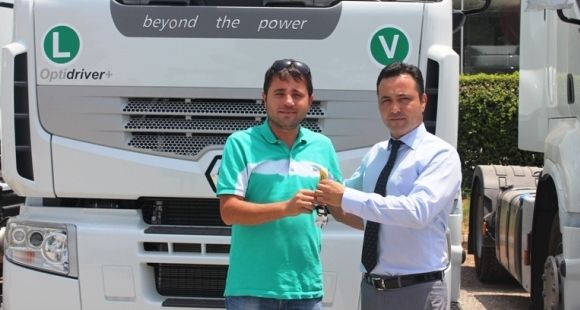 Mehmet Danacı Nakliyat Renault Trucks İle Tasarruf Edecek