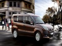 Yeni Fiat Doblo Ukrayna Pazarındaki Başarısını ‘Autotrading 2012’ İle Taçlandırdı