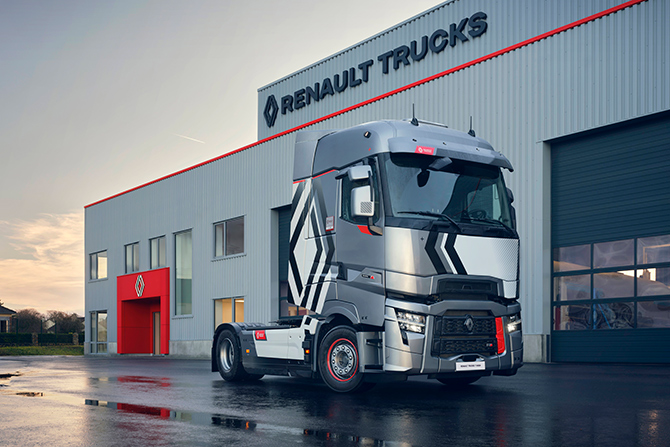 Renault Trucks 2024 Değerlendirmesi: Güçlü Performans ve Dekarbonize Taşımacılık Hedefine Doğru Hızlı İlerleme