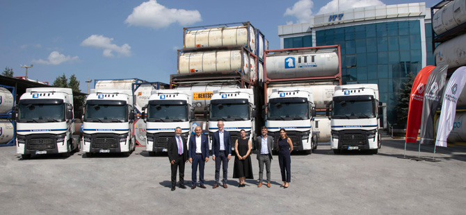 ITT Lojistik 40 Adet Renault Trucks Çekiciler İle Filosunu Güçlendirdi