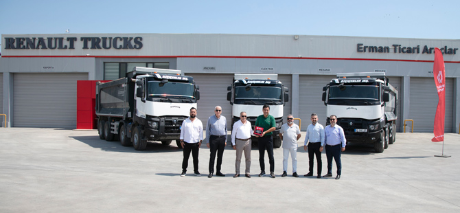 Özçiçek İnşaat Filosunu Renault Trucks İle Güçlendirdi